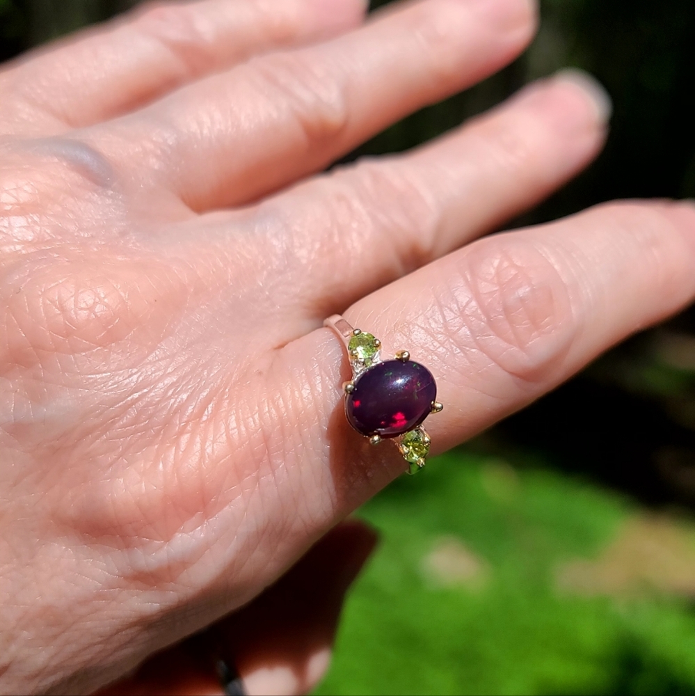 Black Opal & Peridot sterling silver ring size 8.75 - Picture 7 of 8